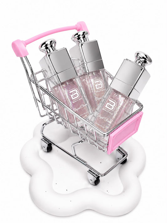 Crystal clear hydrating lip gloss